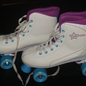 Skates